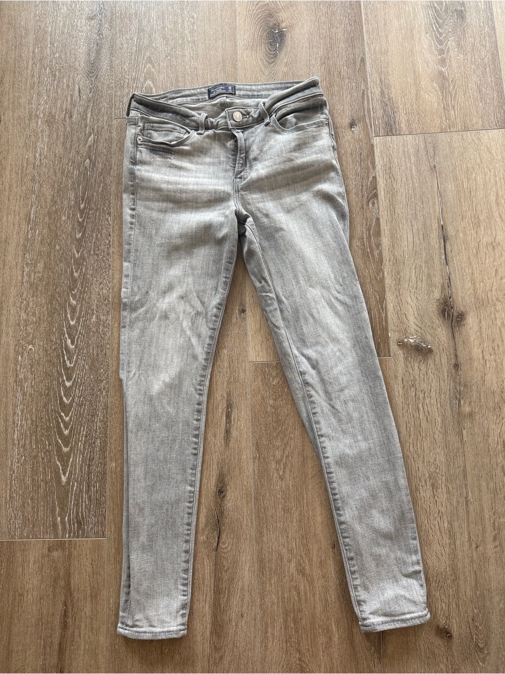 Abercrombie & Fitch Light Gray Skinny Jeans